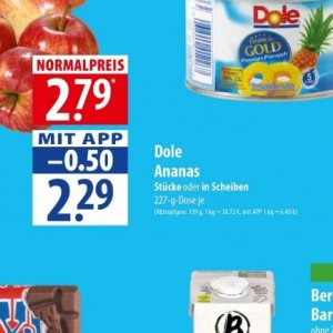 Ananas bei Famila Nord Ost